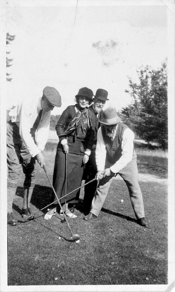 e-s-erik-satie-poglavlja-ispreturana-u-svakom-pogl-88.jpg